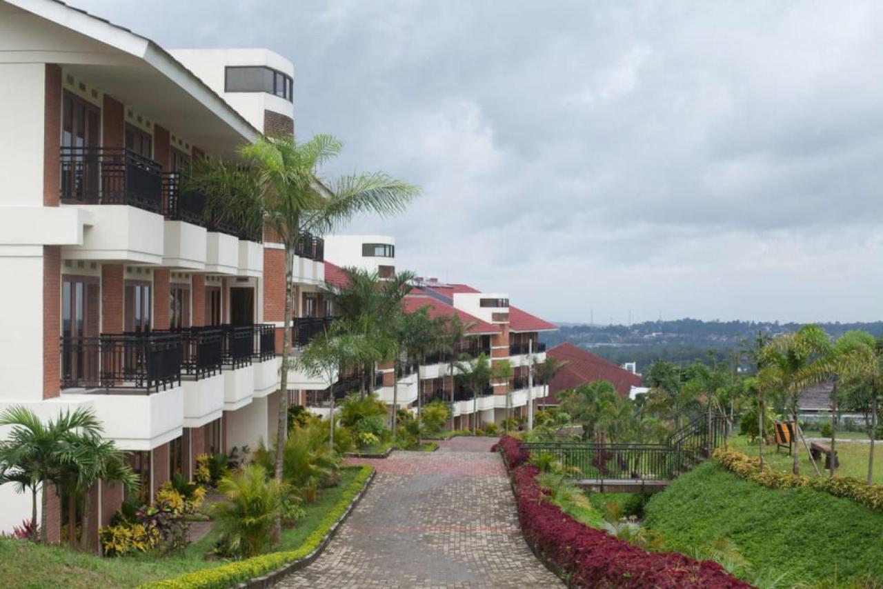 Taman Bukit Palem Resort Bogor Eksteriør billede