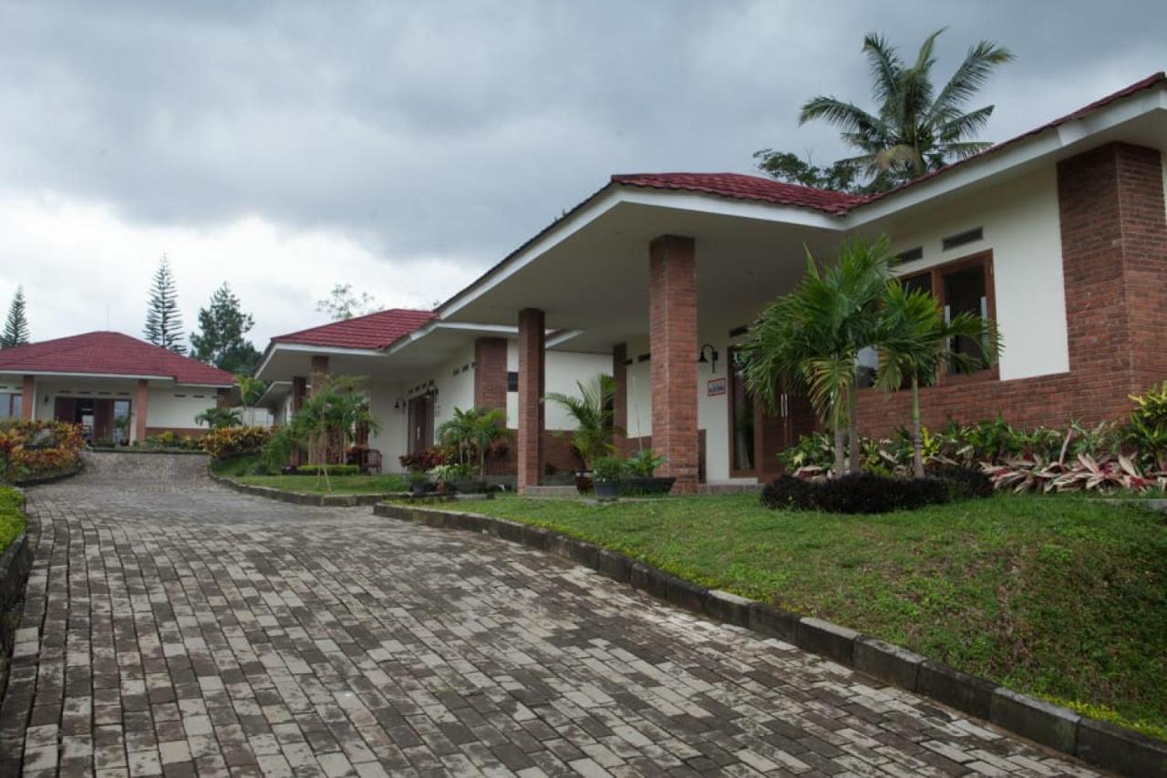 Taman Bukit Palem Resort Bogor Eksteriør billede