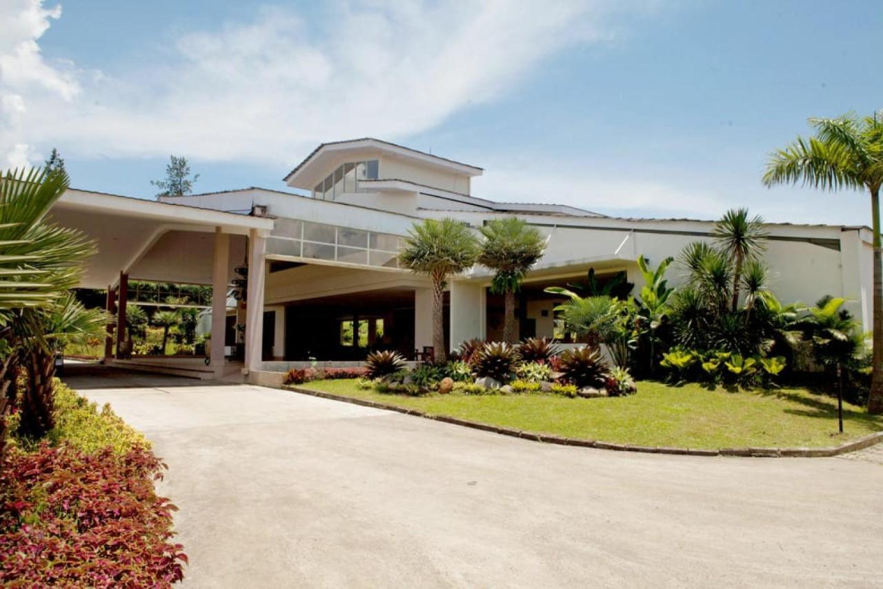 Taman Bukit Palem Resort Bogor Eksteriør billede
