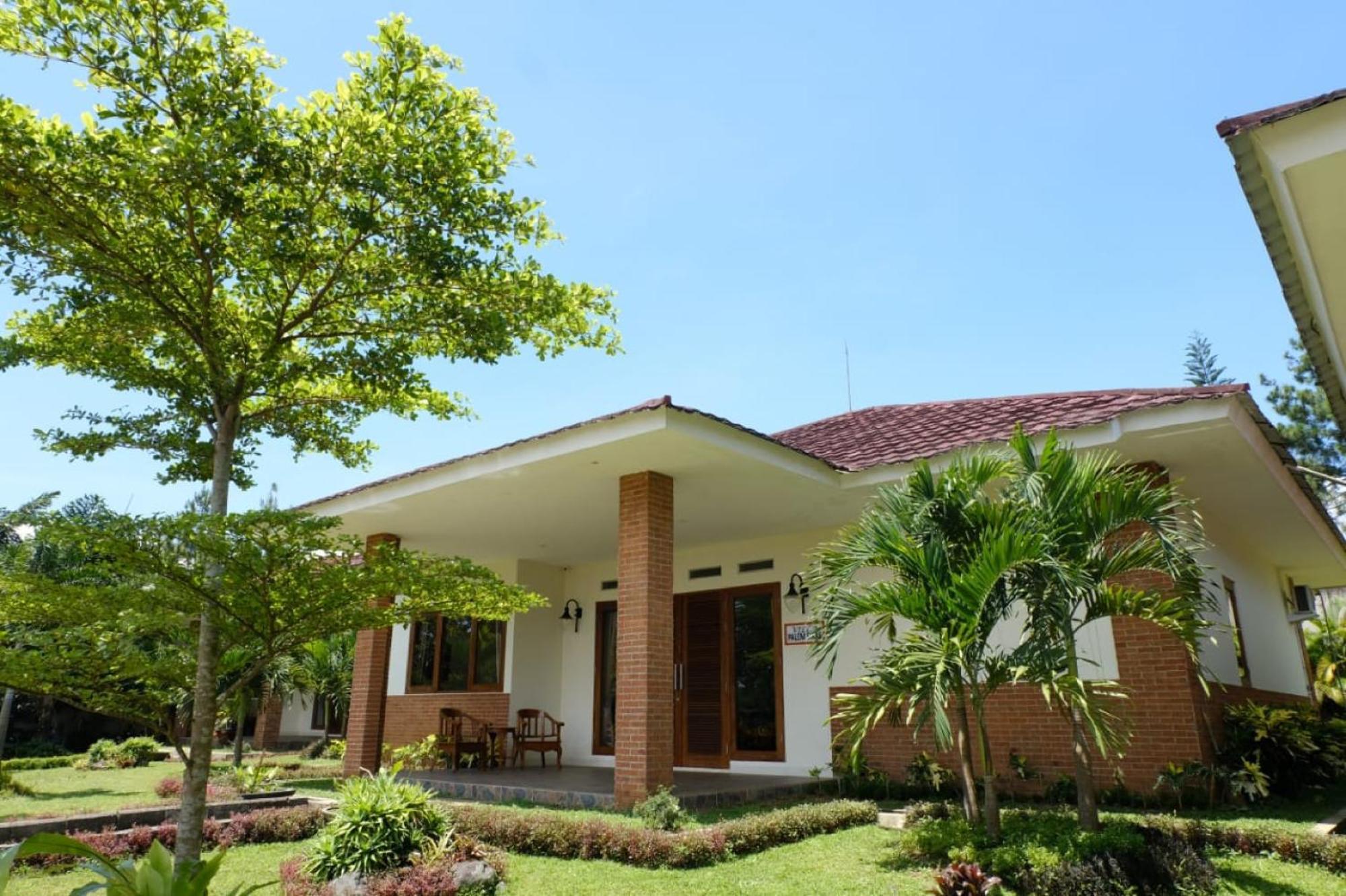 Taman Bukit Palem Resort Bogor Værelse billede